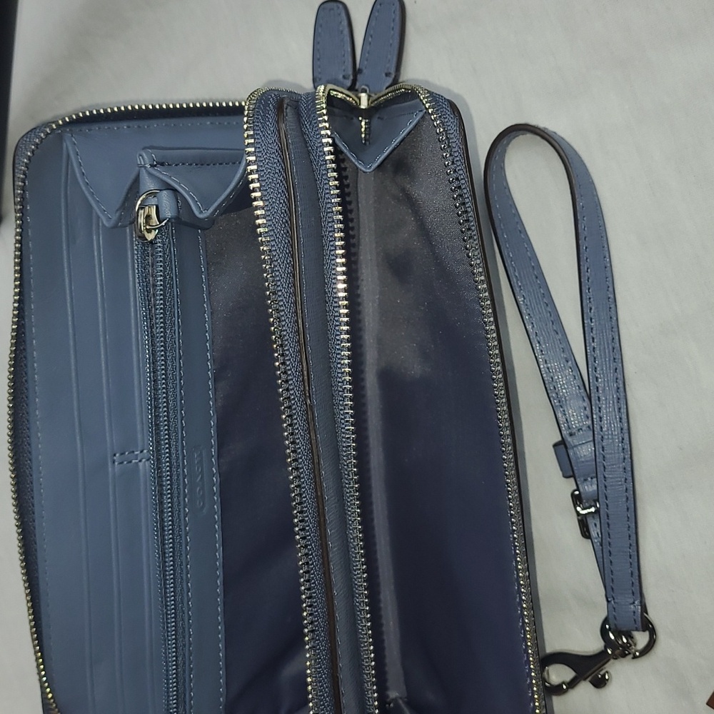 COACH NWT Cornflower Blue Double zip Wallet Phone Holder - Picture 6 of 7
